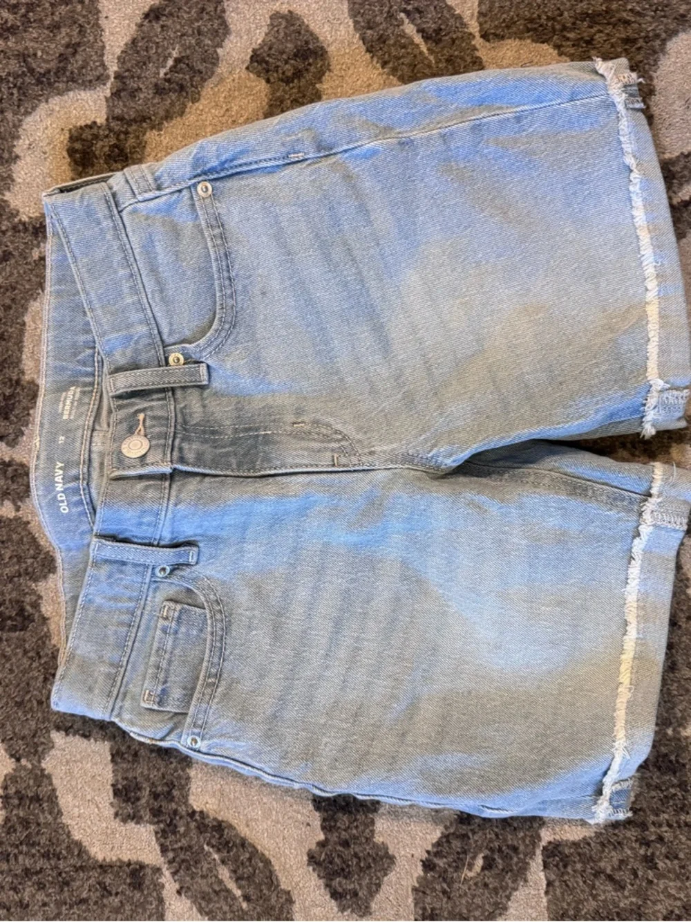 Old Navy Light Blue Denim Women's Shorts with Frayed Hem
